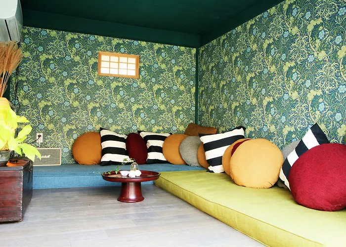 Pensión Nagne House 3*